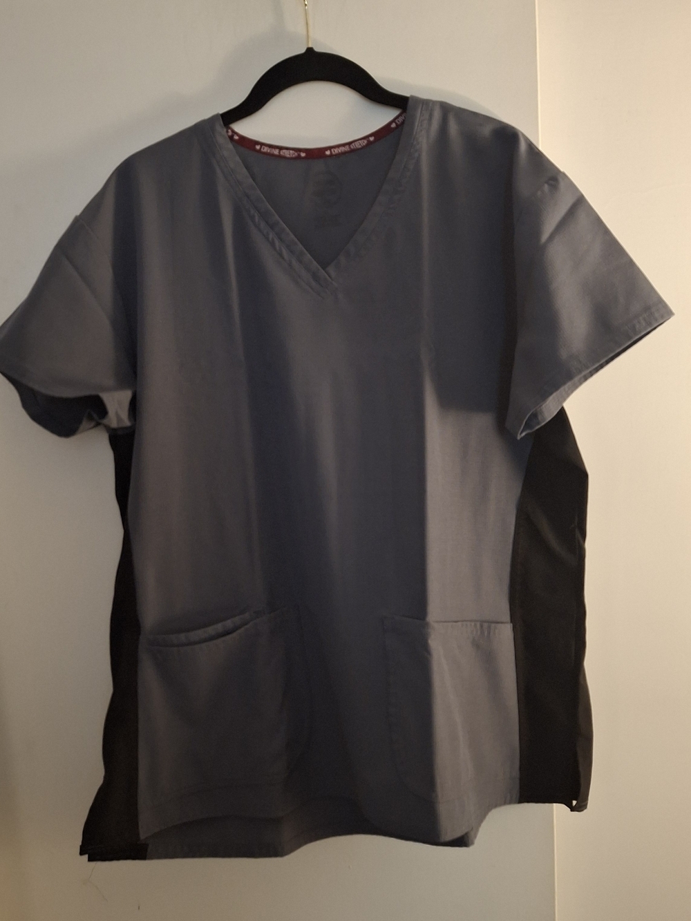 Devine Stretch Women's V-Neck Medical Scrub Top - Gray with Black Side Panels